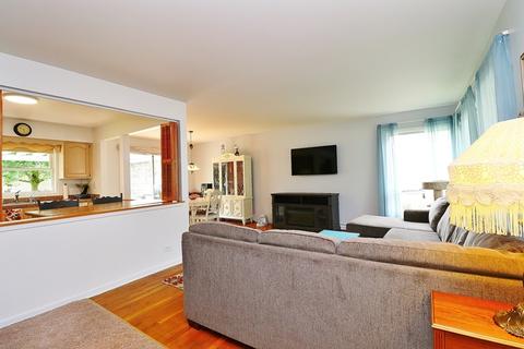4305 W Shore Dr, Mchenry, IL 60050 photo 3