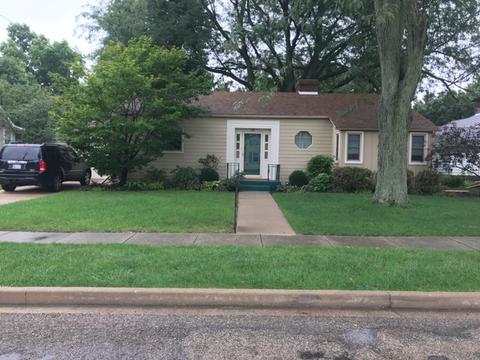 30 E Thompson St, Princeton, IL 61356 photo 1