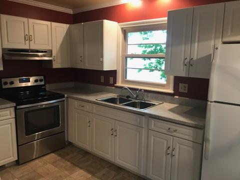 30 E Thompson St, Princeton, IL 61356 photo 8