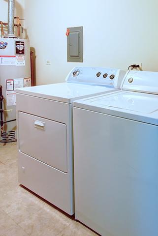 584 Williamsburg Ct #D1, Wheeling, IL 60090 photo 13