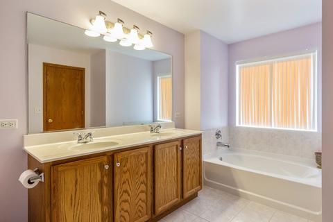 14451 Independence Dr, Plainfield, IL 60544 photo 12
