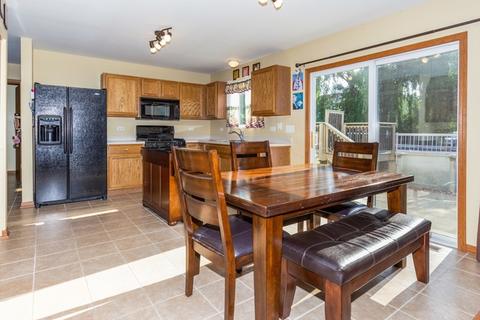 14451 Independence Dr, Plainfield, IL 60544 photo 2
