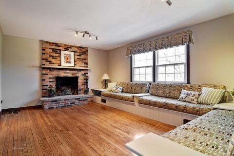 520 Aurora Way, Wheaton, IL 60187 photo 7