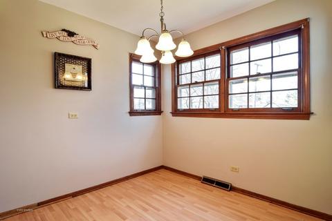 520 Aurora Way, Wheaton, IL 60187 photo 5