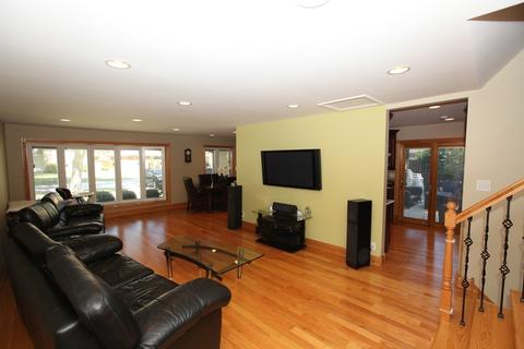 163 Dulles Rd, Des Plaines, IL 60016 photo 4