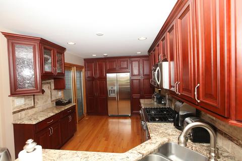 163 Dulles Rd, Des Plaines, IL 60016 photo 6