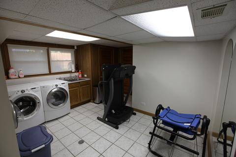 163 Dulles Rd, Des Plaines, IL 60016 photo 20