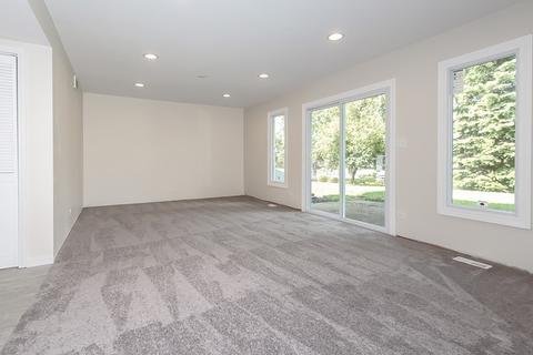 1360 Nottingham Ln, Hoffman Estates, IL 60169 photo 10