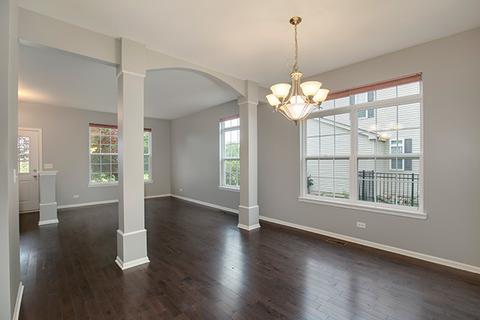 5959 Chatham Dr, Hoffman Estates, IL 60192 photo 5