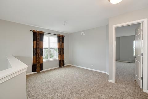 5959 Chatham Dr, Hoffman Estates, IL 60192 photo 15