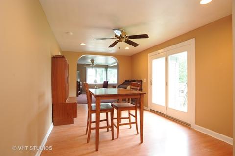 912 Paul St, Mchenry, IL 60051 photo 6