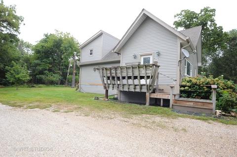 912 Paul St, Mchenry, IL 60051 photo 3