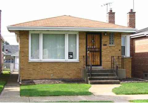 2853 E 97th St, Chicago, IL 60617 photo 1