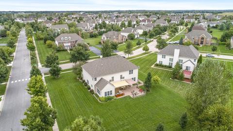 3600 White Deer Dr, Algonquin, IL 60102 photo 3