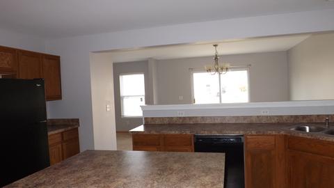 607 Meadow Ln, Harvard, IL 60033 photo 7
