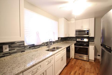17430 Walter St, Lansing, IL 60438 photo 8