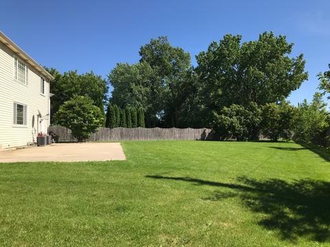 408 Pinehurst Ct, Gurnee, IL 60031 photo 32