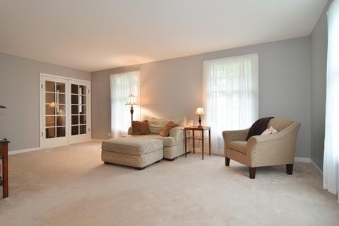 2283 Westminster St, Wheaton, IL 60189 photo 2