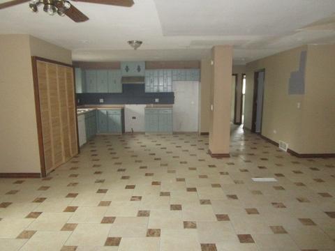 1200 Royal Blvd, Elgin, IL 60123 photo 6