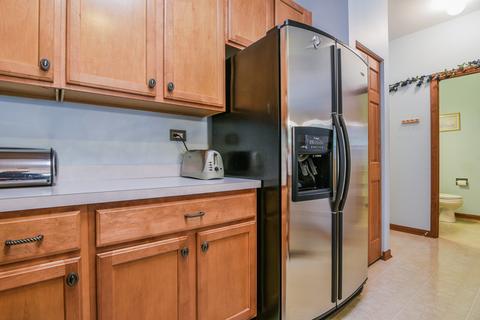 2460 Georgetown Cir, Aurora, IL 60503 photo 9