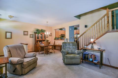 2460 Georgetown Cir, Aurora, IL 60503 photo 5