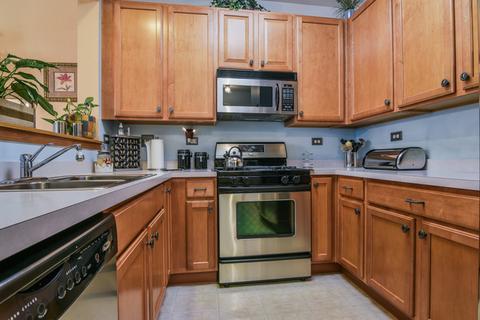 2460 Georgetown Cir, Aurora, IL 60503 photo 7