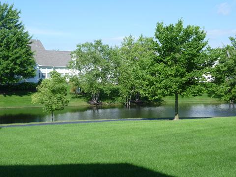32 Twickenham Ct, Algonquin, IL 60102 photo 2