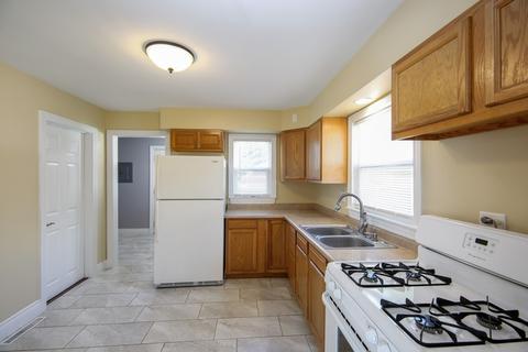 3504 Jackson St, Lansing, IL 60438 photo 3