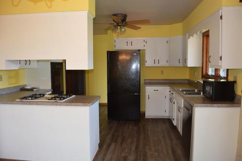 1090 E Southmor Rd, Morris, IL 60450 photo 4