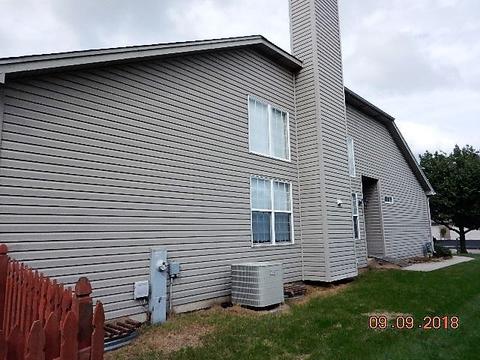 13542 Golden Eagle Cir, Plainfield, IL 60544 photo 2