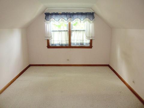 4951 N Moody Ave, Chicago, IL 60630 photo 10