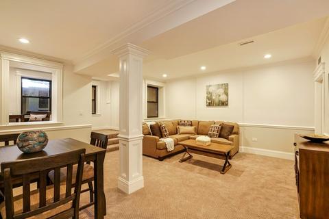 9 N Ada St, Chicago, IL 60607 photo 10