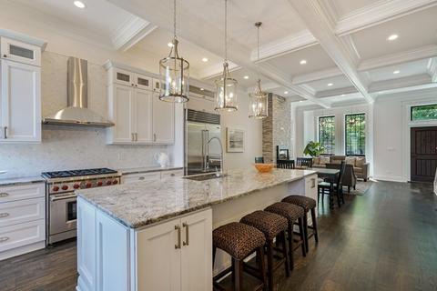 9 N Ada St, Chicago, IL 60607 photo 8