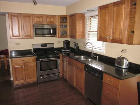1641 Hartley Dr, Algonquin, IL 60102 photo 3