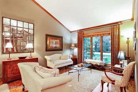 303 61st St, Willowbrook, IL 60527 photo 3