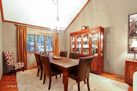303 61st St, Willowbrook, IL 60527 photo 4