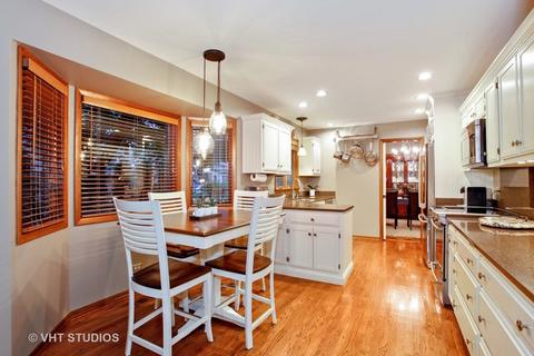 303 61st St, Willowbrook, IL 60527 photo 6