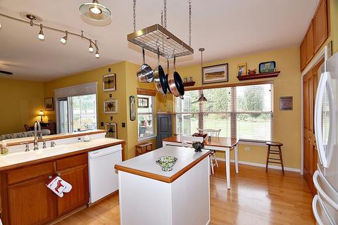 1308 Deerpath Cir, Aurora, IL 60506 photo 9