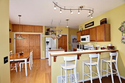 1308 Deerpath Cir, Aurora, IL 60506 photo 4