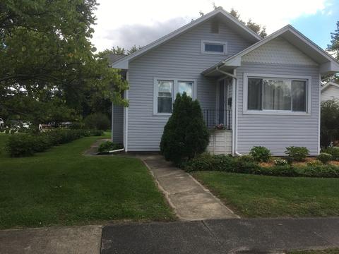 115 E Seminole St, Dwight, IL 60420 photo 2