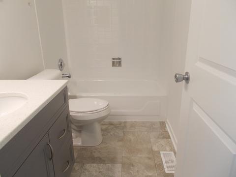 1322 Concord Ct, Elgin, IL 60120 photo 18