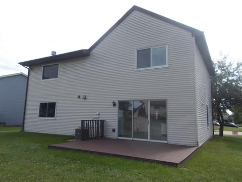 1322 Concord Ct, Elgin, IL 60120 photo 2