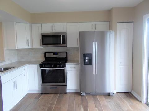 1322 Concord Ct, Elgin, IL 60120 photo 7