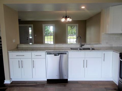 1322 Concord Ct, Elgin, IL 60120 photo 9