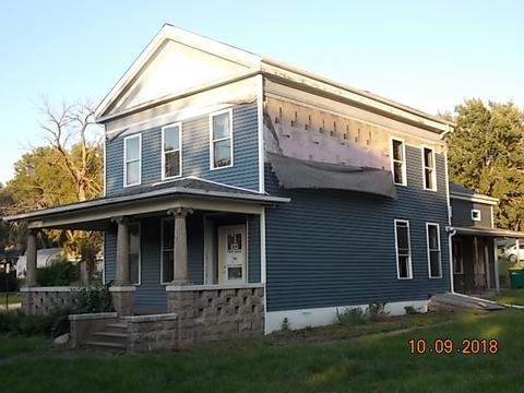 504 S State St, Lockport, IL 60441 photo 2