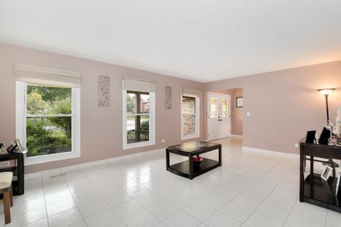 1208 W Sable Dr, Addison, IL 60101 photo 4