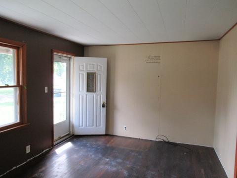 107 E 10th St, Georgetown, IL 61846 photo 3