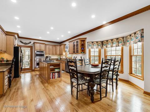 1824 Wakeman Ct, Wheaton, IL 60187 photo 10