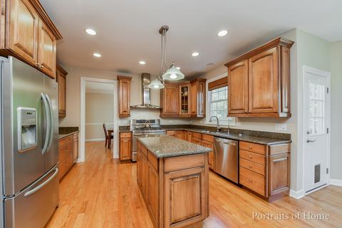 26112 Oakcrest Ln, Plainfield, IL 60585 photo 9