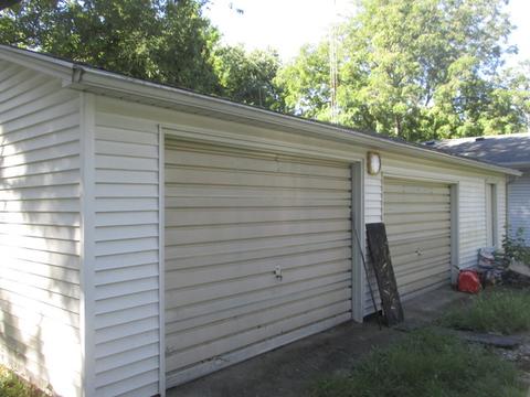 460 Davis St, Arcola, IL 61910 photo 2